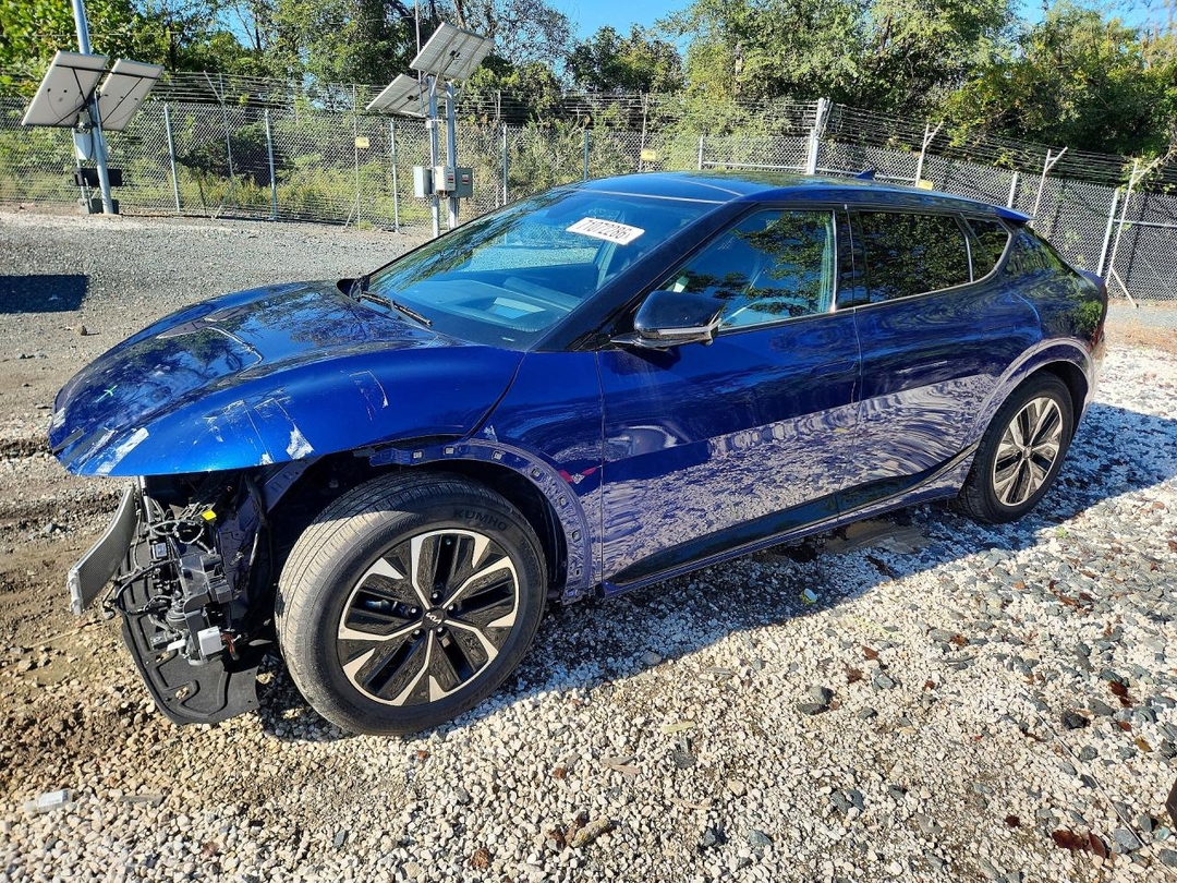 Vue de 2023 KIA EV6 GT LINE, angle 1