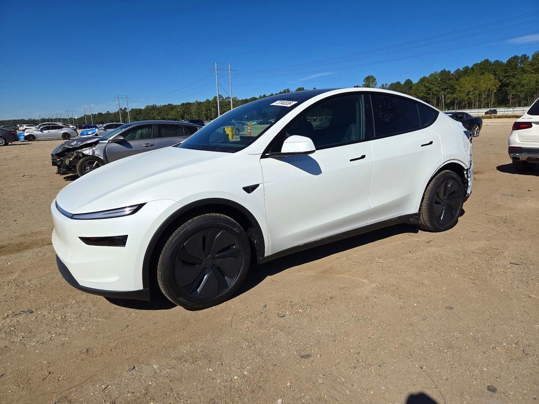 Vista de 2026 TESLA MODEL Y, ángulo 1