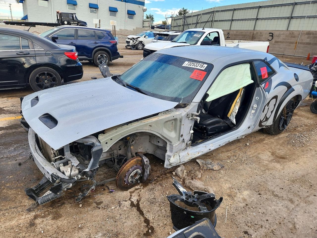 Вид 2020 DODGE CHALLENGER SRT HELLCAT, угол 1
