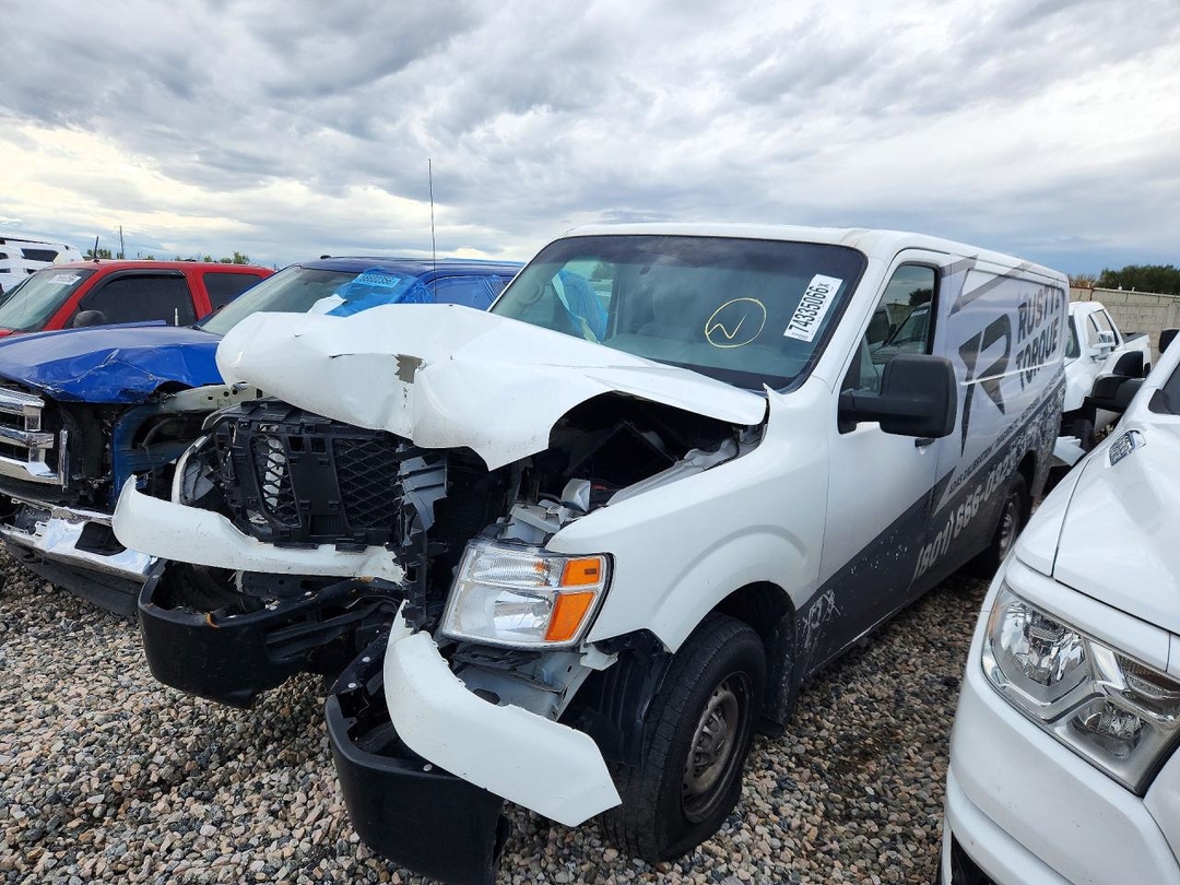 Vue de 2019 NISSAN NV 1500 S - DELIVERY VAN, angle 1