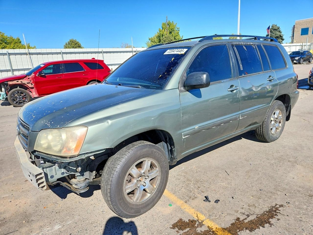 Вид 2005 TOYOTA HIGHLANDER BASE, угол 1