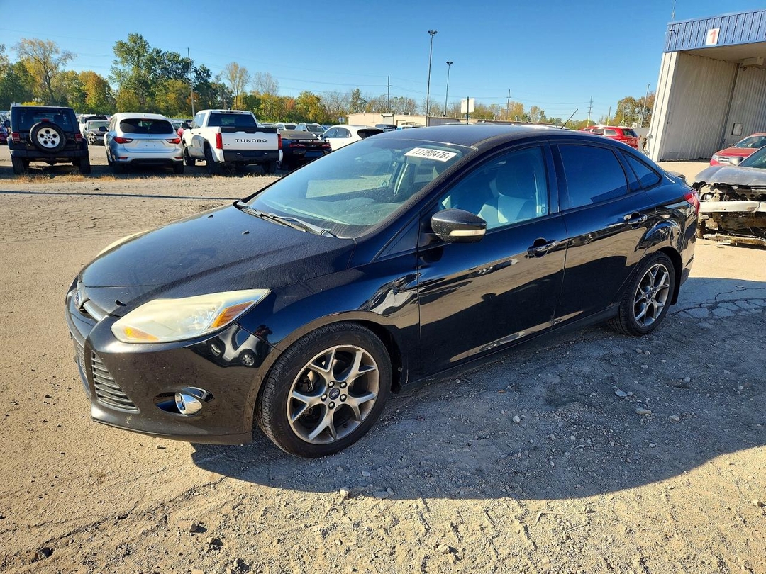 Vista de 2013 FORD FOCUS SE, ángulo 1