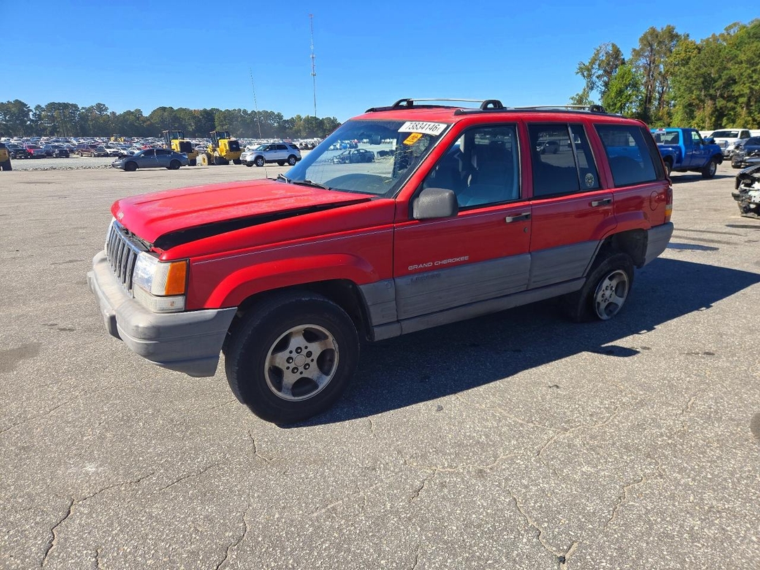 Vue de 1996 JEEP GRAND CHEROKEE LAREDO, angle 1