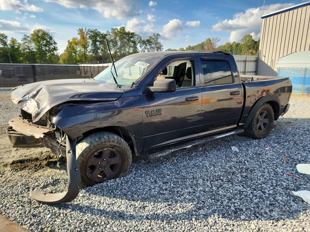 Vue de 2009 DODGE RAM 1500, angle 1