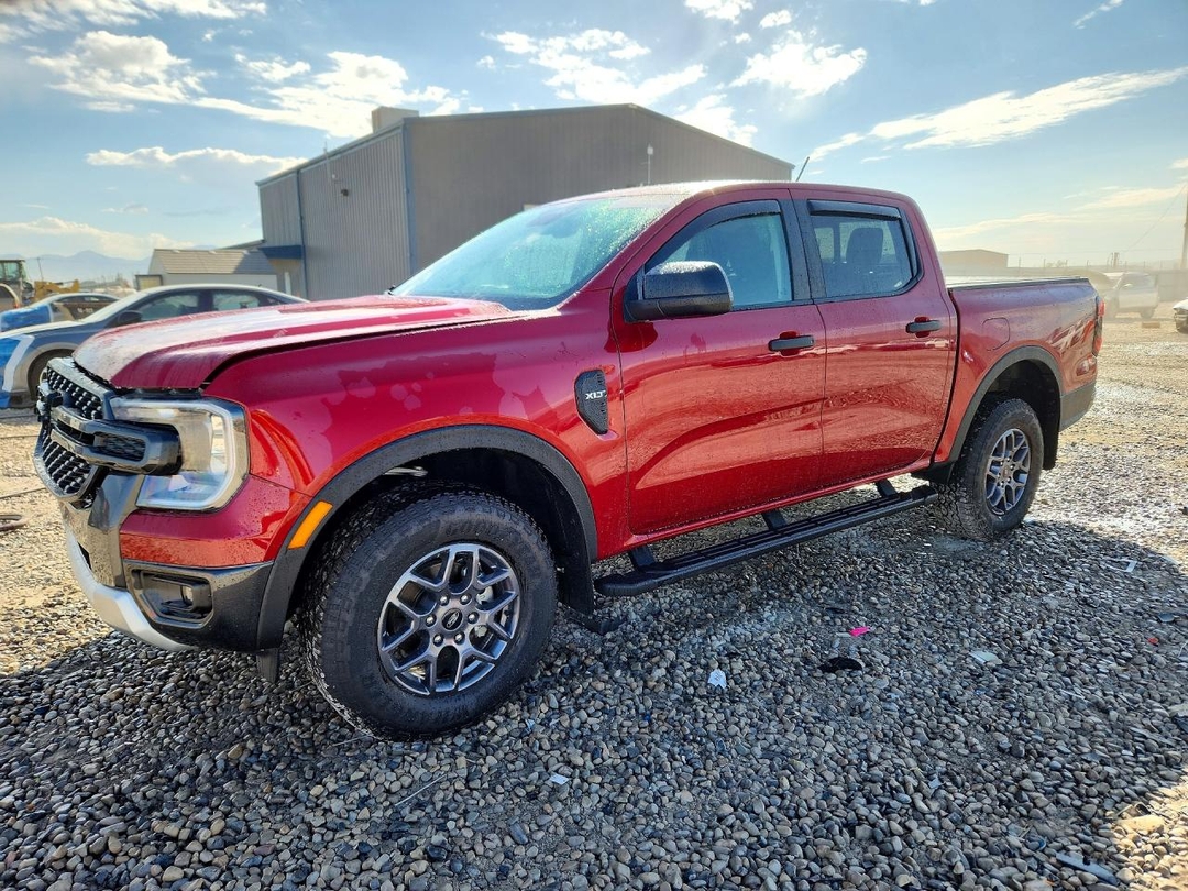 Vue de 2025 FORD RANGER XLT, angle 1