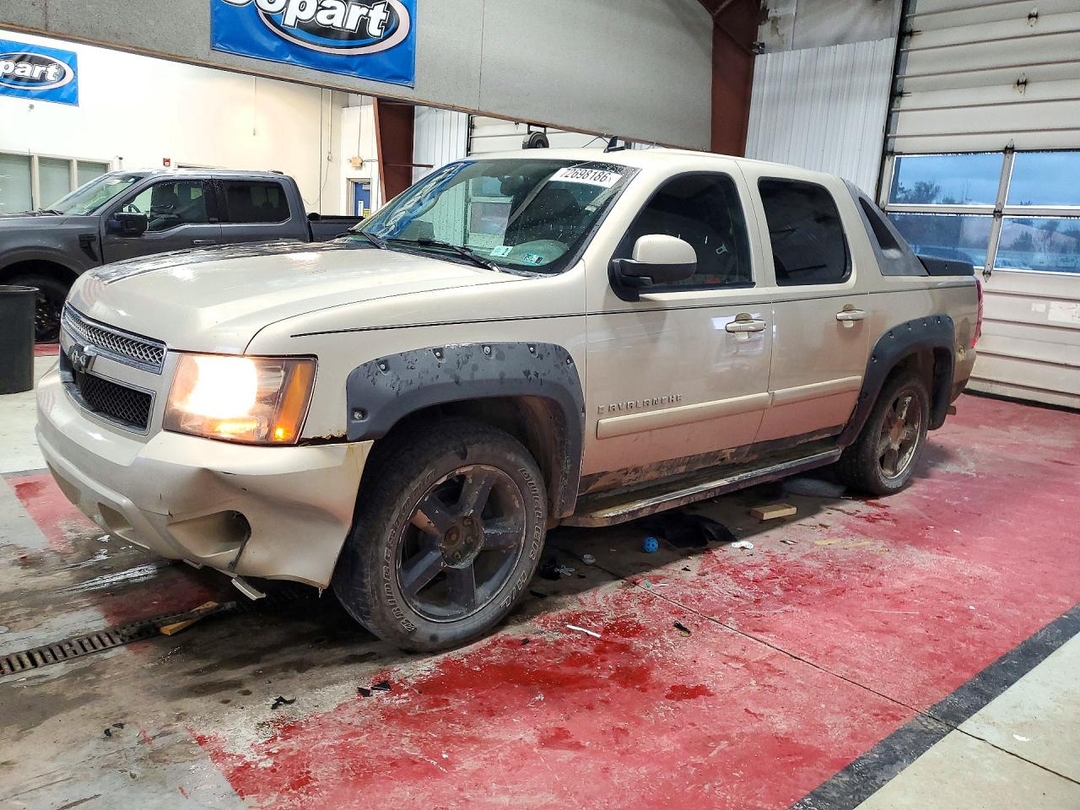 Vista de 2008 CHEVROLET AVALANCHE K1500, ángulo 1
