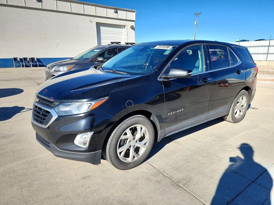 Вид 2018 CHEVROLET EQUINOX LT, угол 1