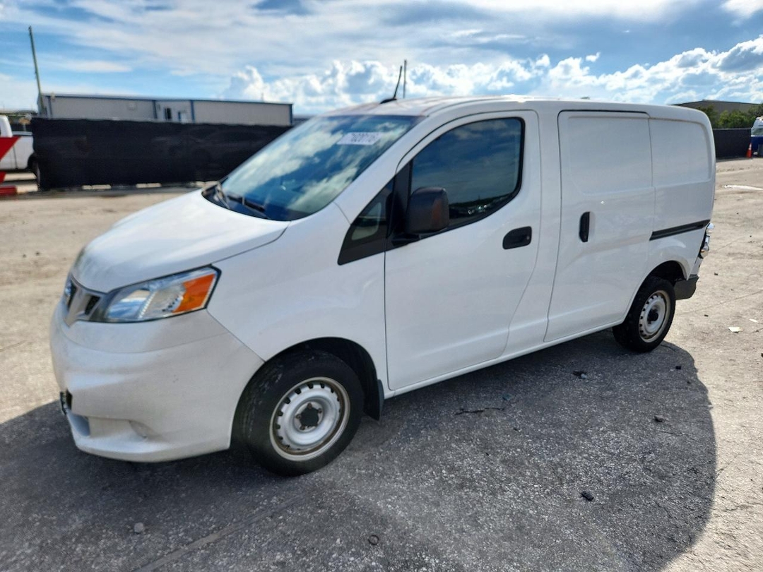 Вид 2020 NISSAN NV200 DELIVERY VAN, угол 1