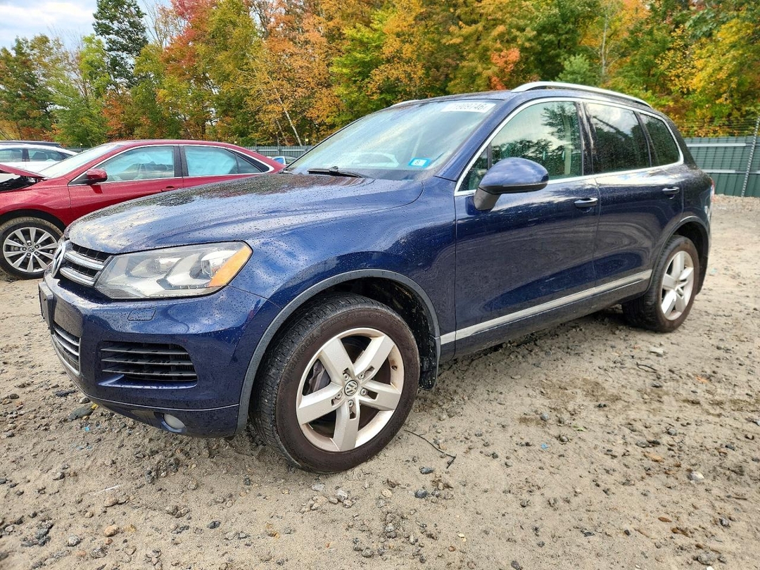منظر 2014 VOLKSWAGEN TOUAREG V6 TDI، زاوية 1