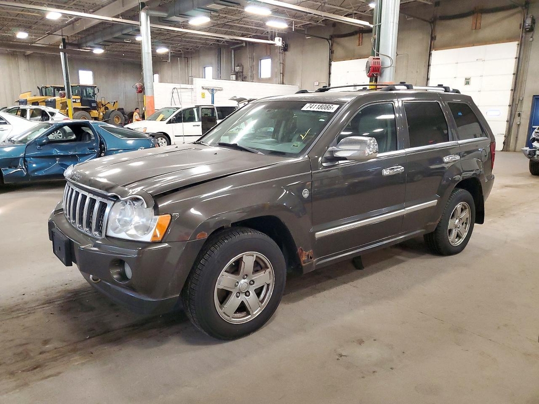 منظر 2006 JEEP GRAND CHEROKEE OVERLAND، زاوية 1