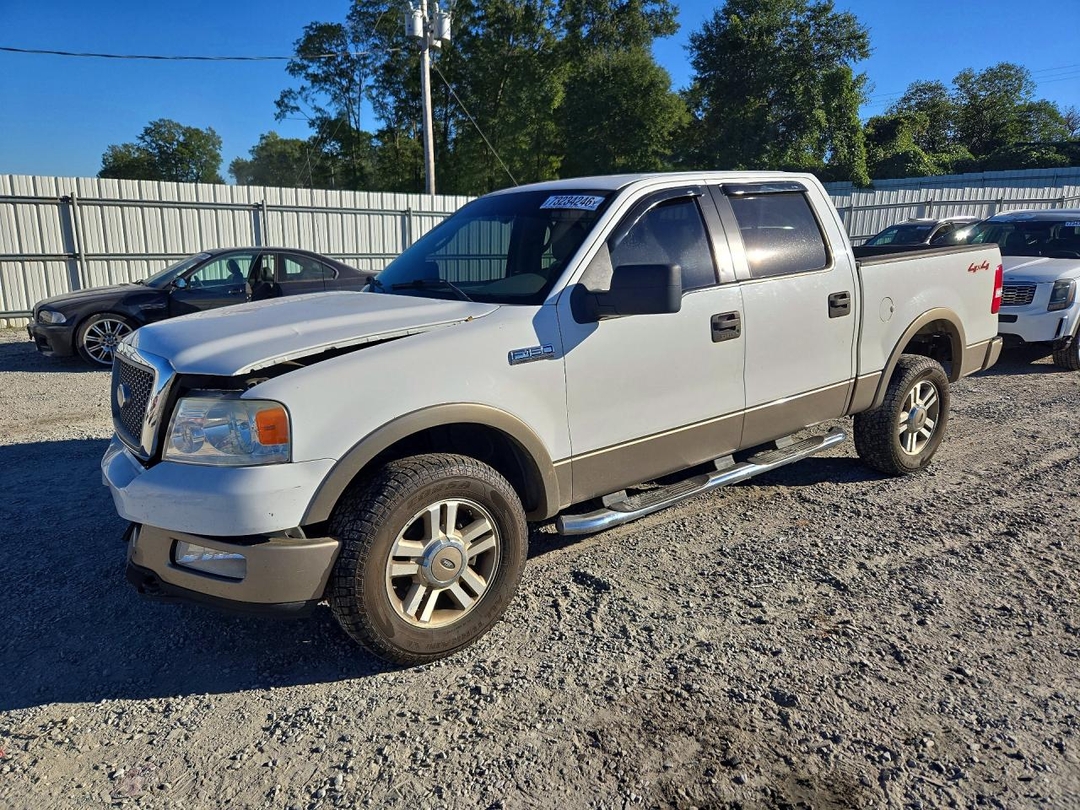 Vue de 2005 FORD F150 SUPERCREW, angle 1