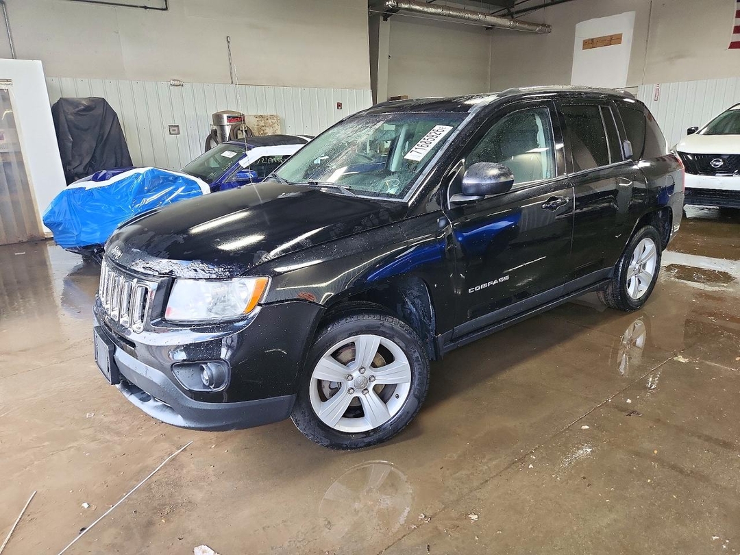 منظر 2012 JEEP COMPASS SPORT، زاوية 1