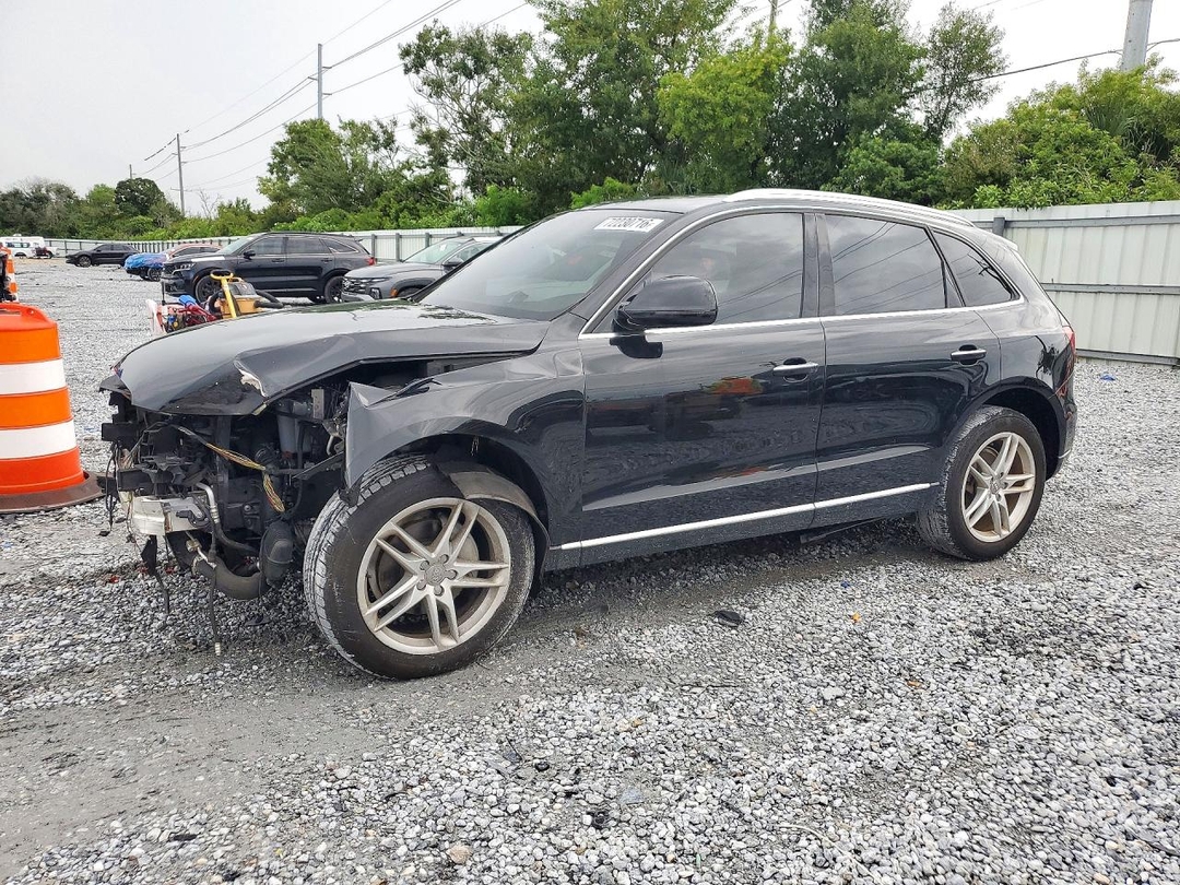 Вид 2015 AUDI Q5 PREMIUM PLUS, угол 1
