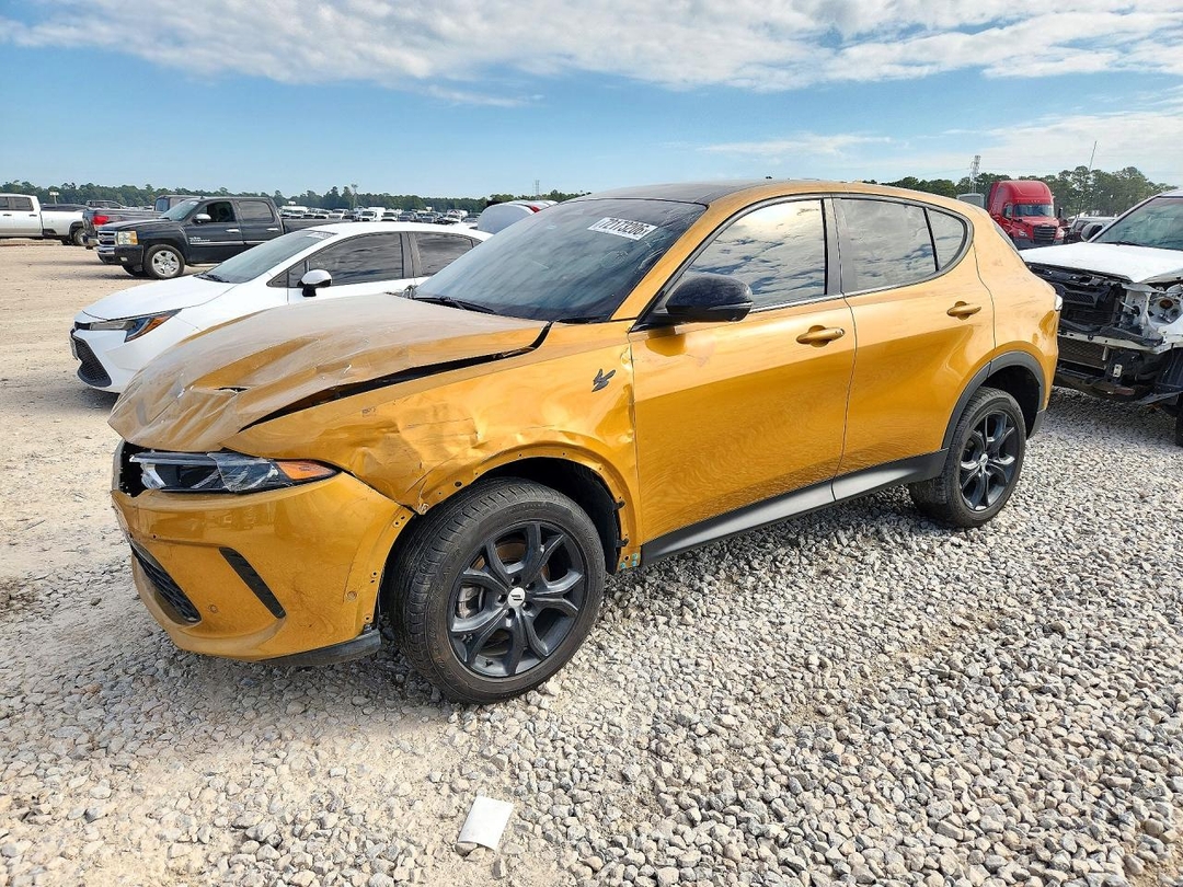 Vue de 2023 DODGE HORNET GT PLUS, angle 1