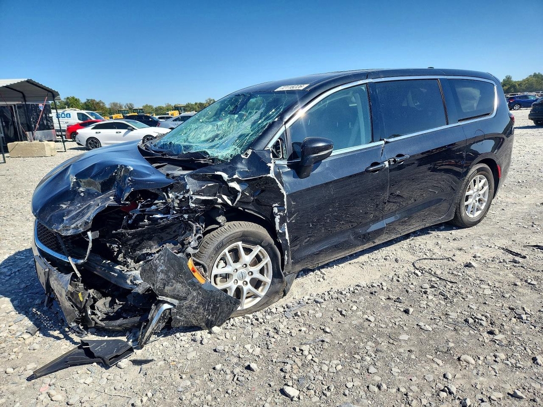 Вид 2023 CHRYSLER PACIFICA TOURING L, угол 1