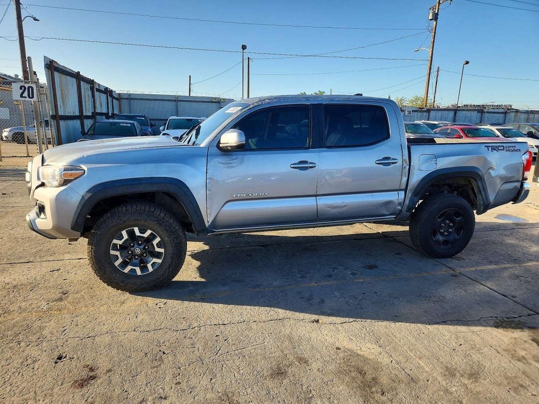 Vedere 2016 TOYOTA TACOMA TRD OFF-ROAD, unghi 1