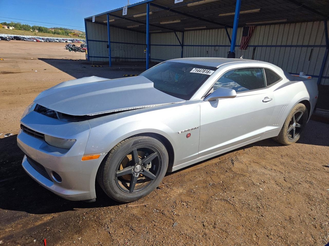 Vue de 2014 CHEVROLET CAMARO LS, angle 1