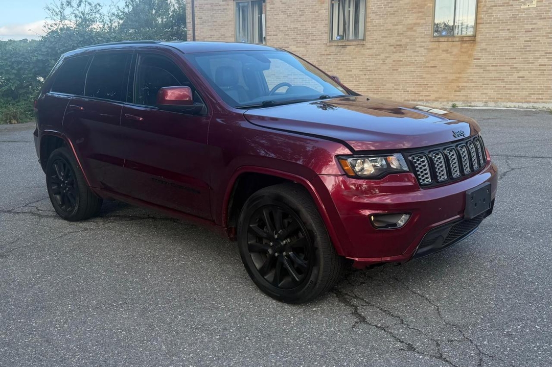 Vedere 2018 JEEP GRAND CHEROKEE LAREDO, unghi 1