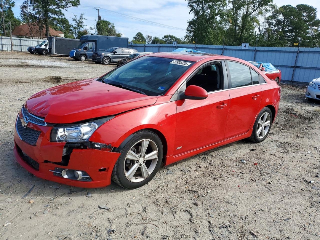 Vue de 2012 CHEVROLET CRUZE LT, angle 1