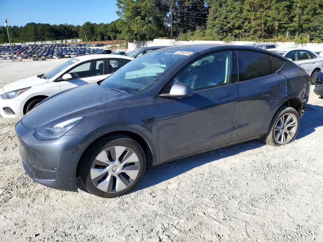 Vue de 2022 TESLA MODEL Y, angle 1