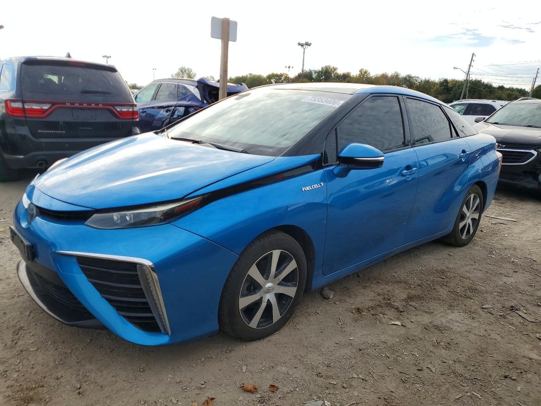 Вид 2017 TOYOTA MIRAI BASE, угол 1