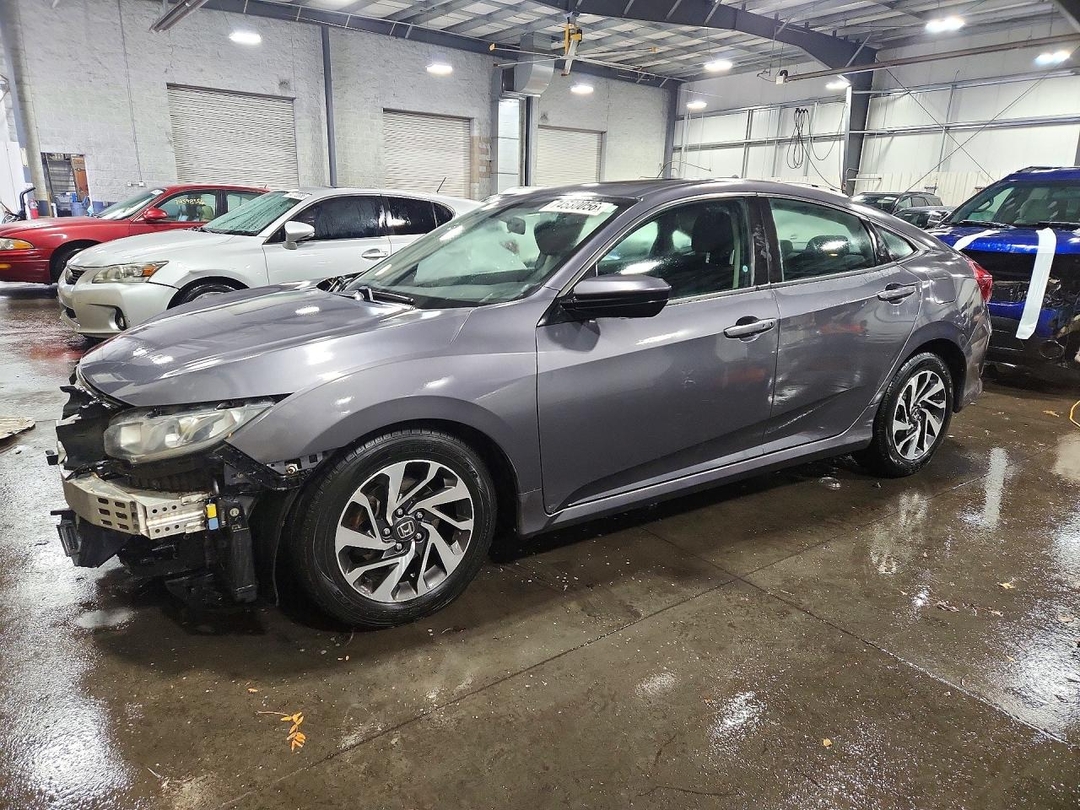 Вид 2018 HONDA CIVIC EX, угол 1