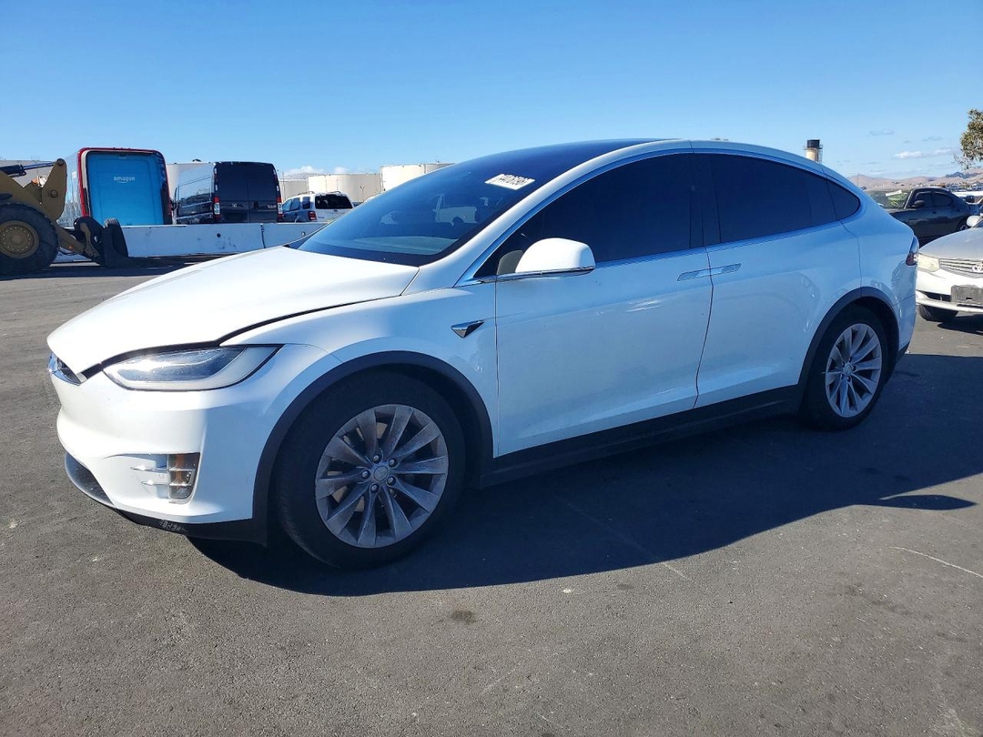 منظر 2017 TESLA MODEL X، زاوية 1