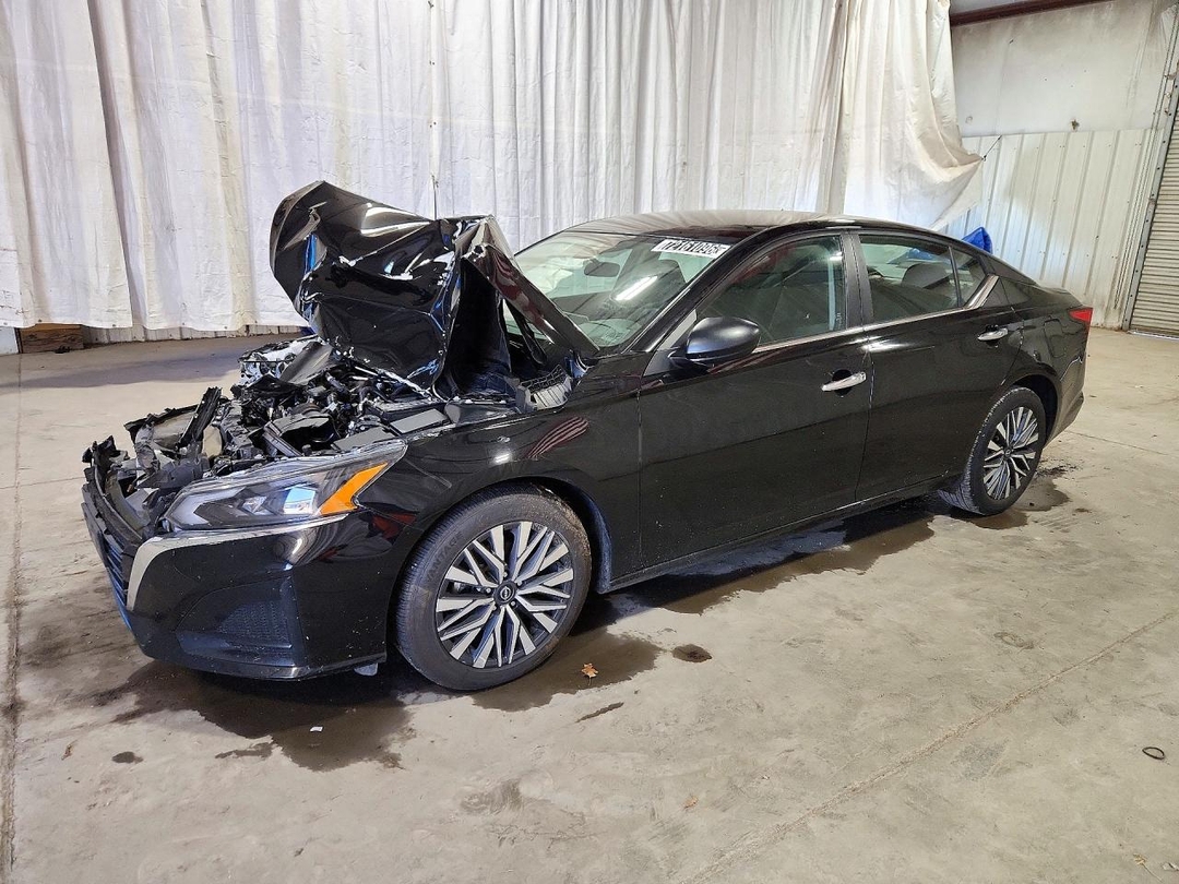 منظر 2025 NISSAN ALTIMA SV، زاوية 1