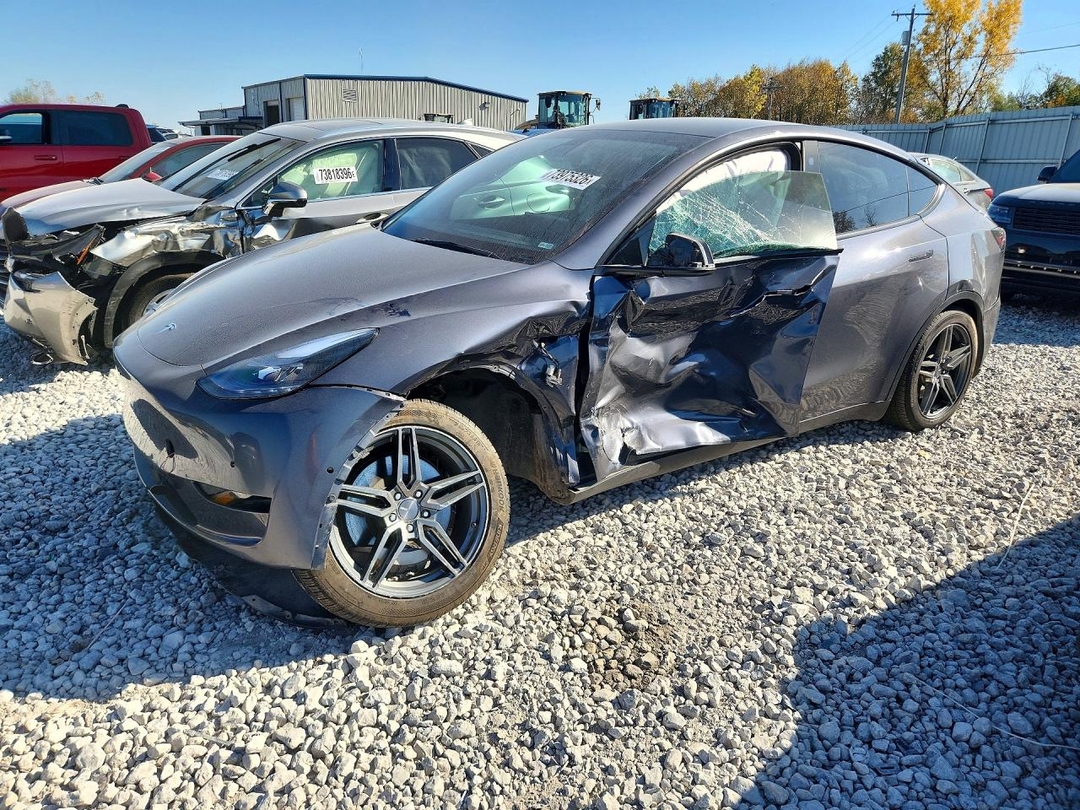 منظر 2022 TESLA MODEL Y، زاوية 1