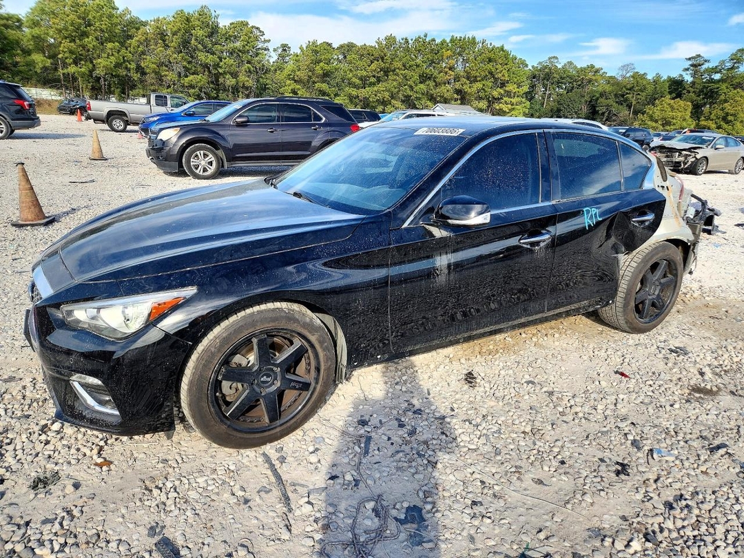 Vista de 2021 INFINITI Q50 LUXE, ángulo 1