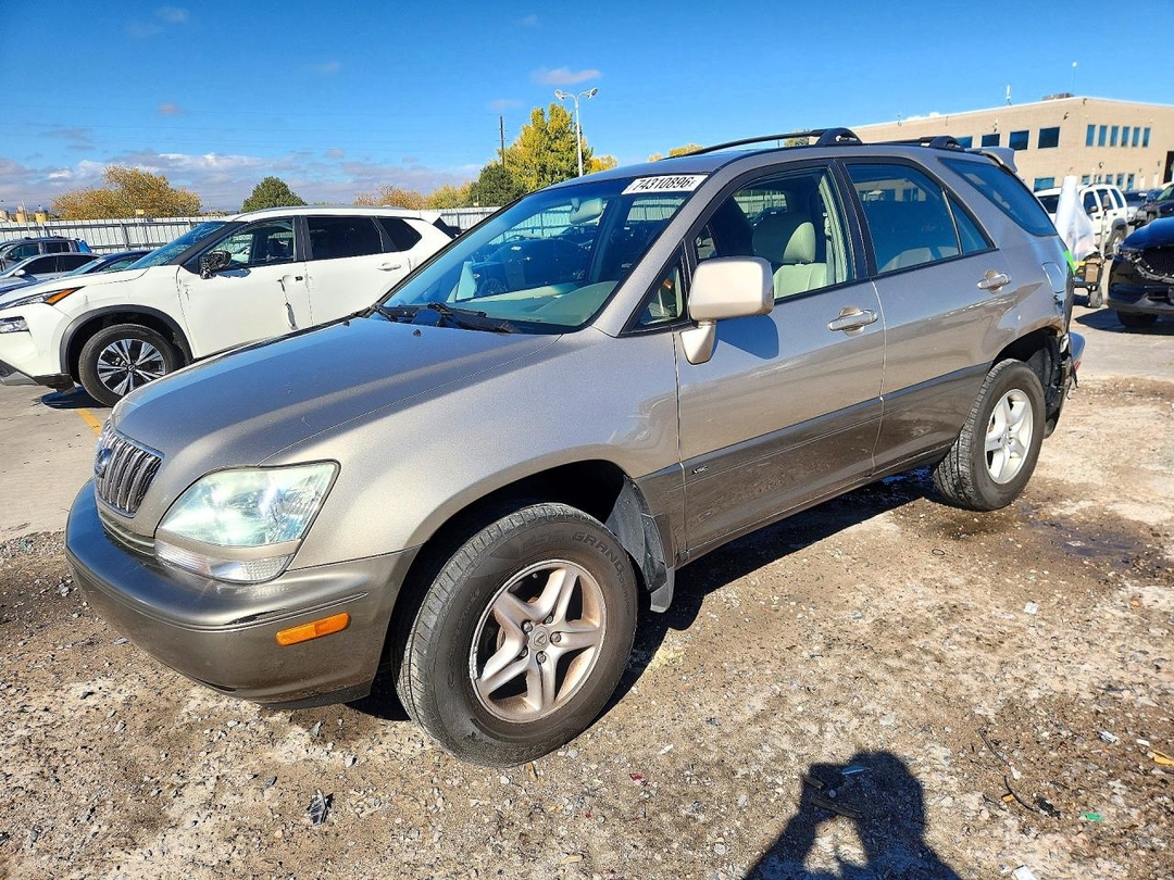 Vue de 2001 LEXUS RX 300, angle 1
