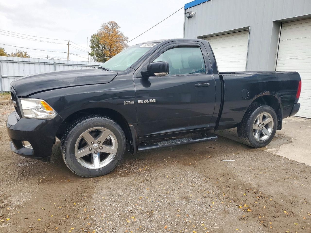 منظر 2010 DODGE RAM 1500، زاوية 1