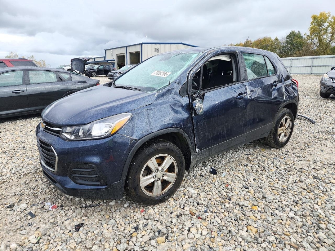 Vista de 2018 CHEVROLET TRAX LS, ángulo 1