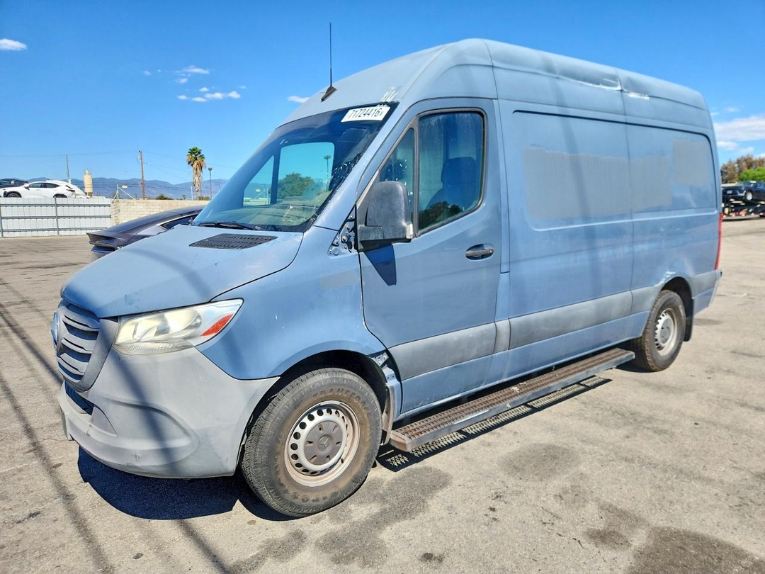 منظر 2019 MERCEDES-BENZ SPRINTER 2500/3500 DELIVERY VAN، زاوية 1
