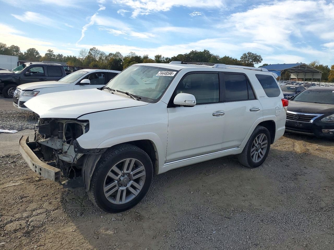 منظر 2012 TOYOTA 4RUNNER LIMITED، زاوية 1