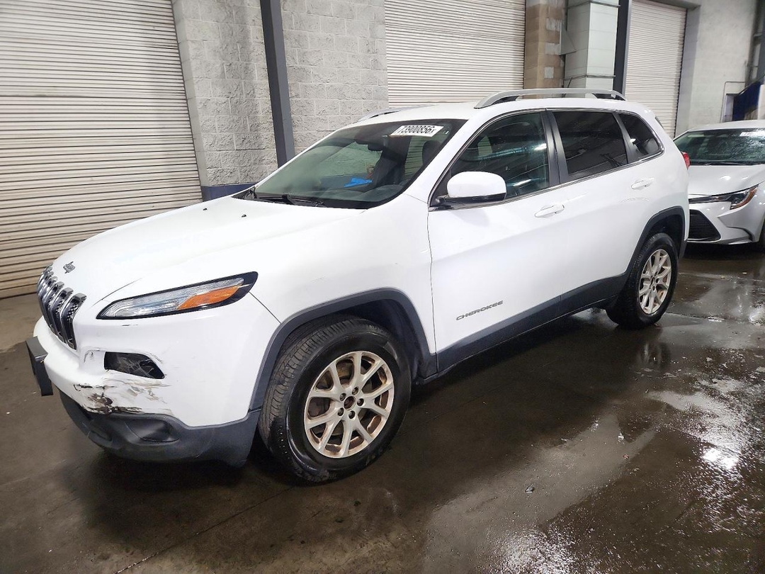 Vue de 2017 JEEP CHEROKEE LATITUDE, angle 1
