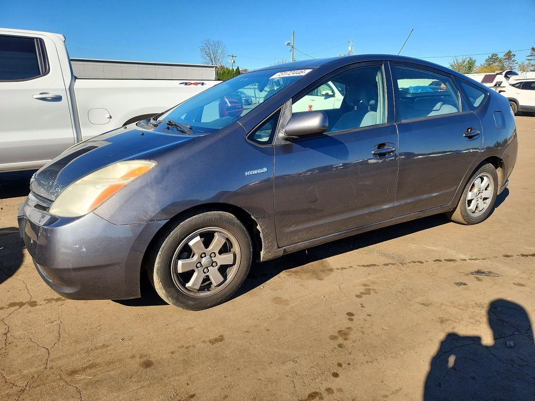 Vista de 2007 TOYOTA PRIUS BASE, ángulo 1