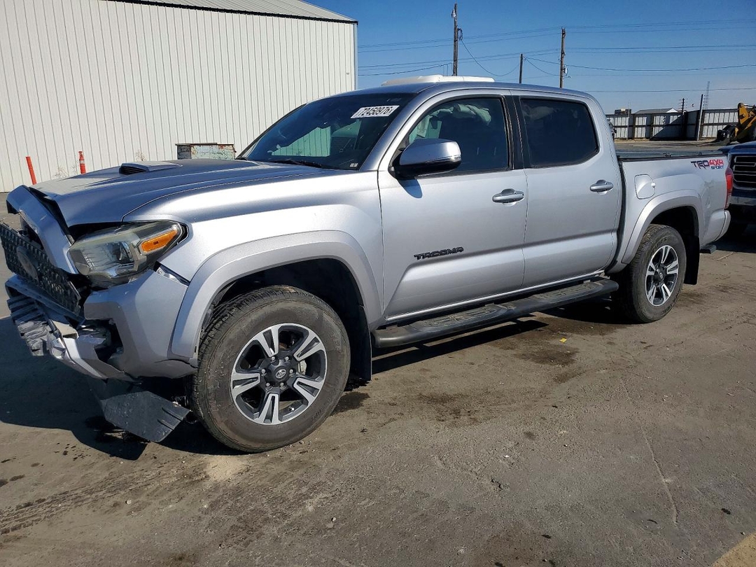 Vedere 2018 TOYOTA TACOMA TRD SPORT, unghi 1