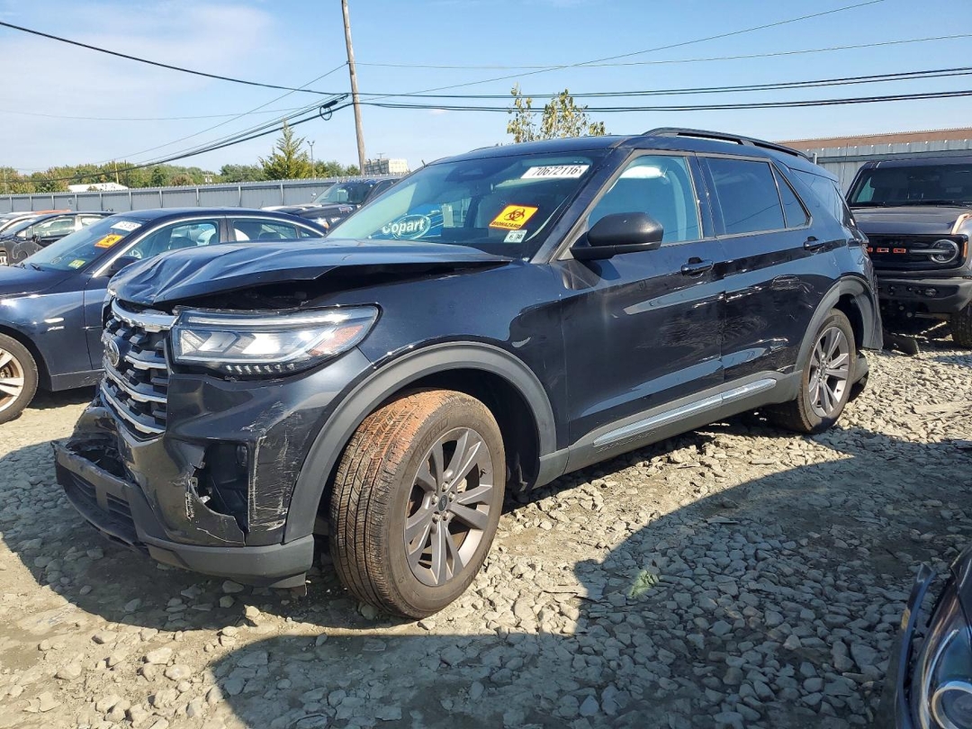 Vue de 2025 FORD EXPLORER ACTIVE, angle 1