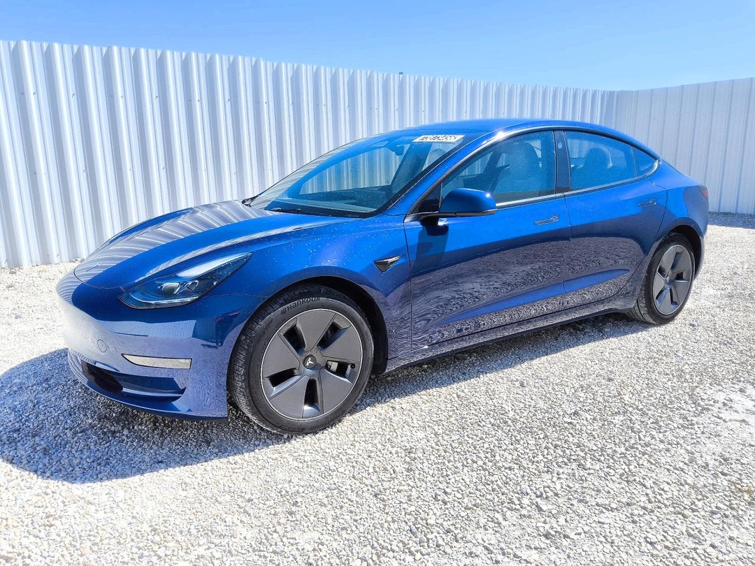 Vista de 2023 TESLA MODEL 3, ángulo 1