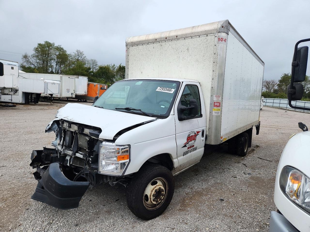منظر 2021 FORD E350 BOX TRUCK، زاوية 1