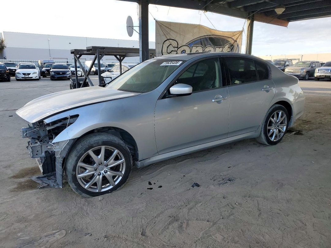 Vista de 2012 INFINITI G37 SEDAN JOURNEY, ángulo 1
