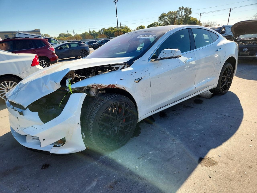 منظر 2020 TESLA MODEL S، زاوية 1