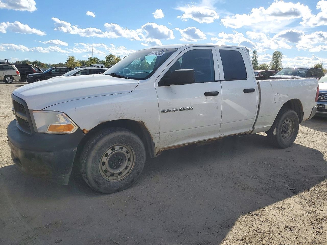 Vue de 2012 DODGE RAM 1500 ST, angle 1