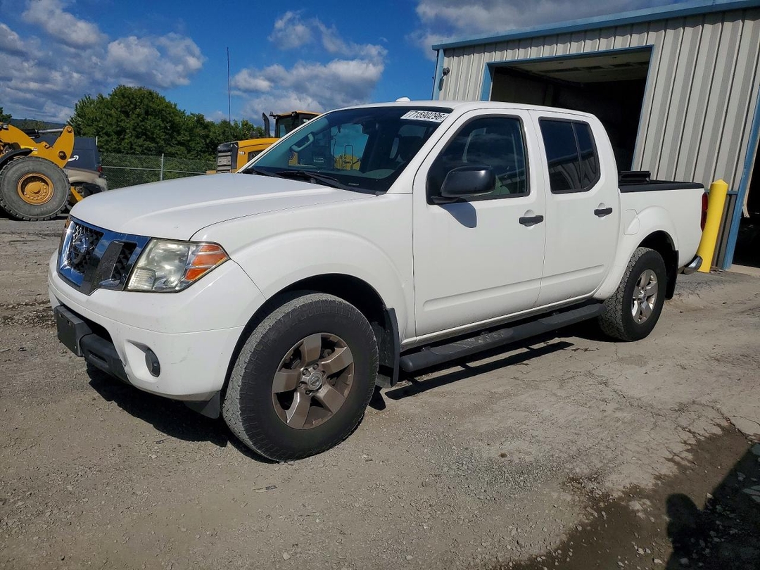 منظر 2012 NISSAN FRONTIER S، زاوية 1