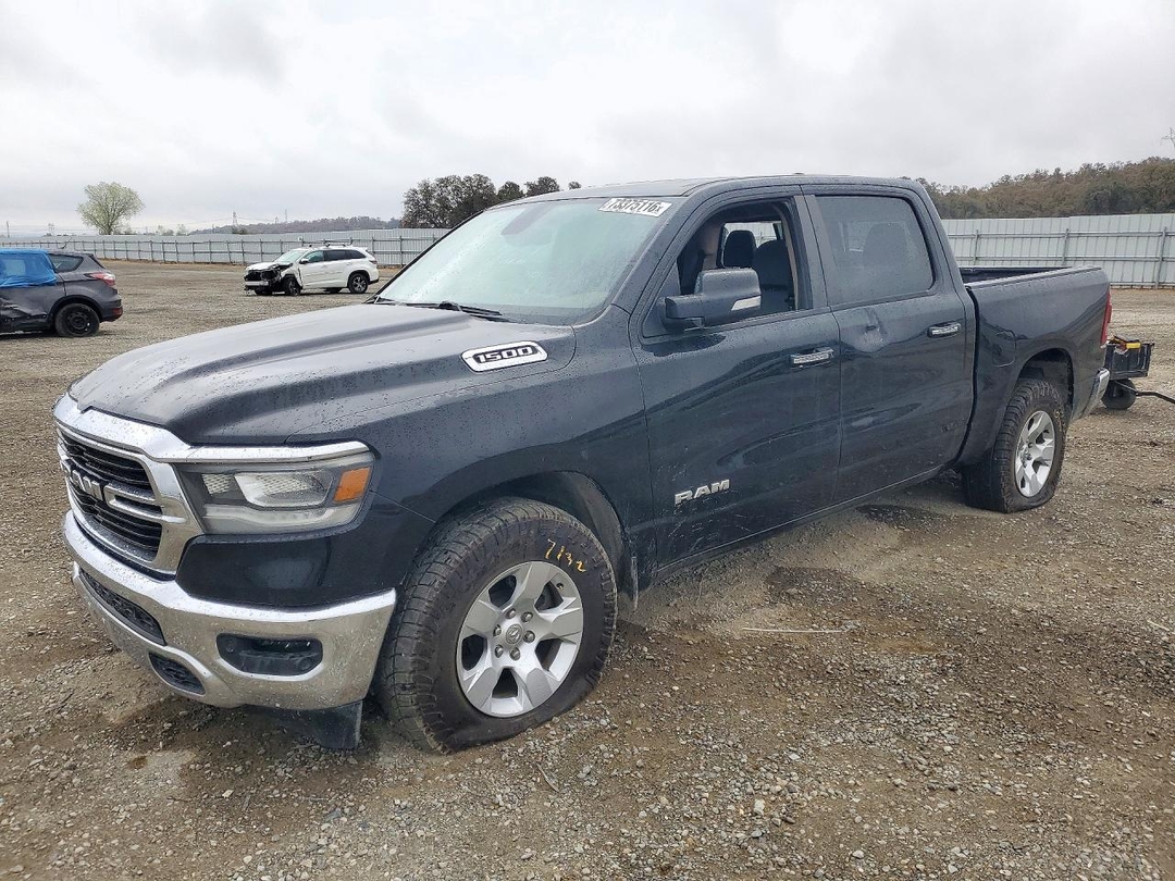 Vista de 2019 RAM 1500 BIG HORN/LONE STAR, ángulo 1