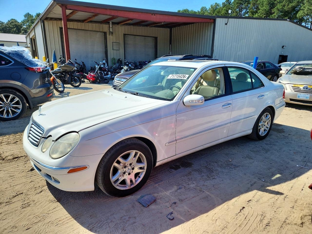 Вид 2006 MERCEDES-BENZ E 350 4MATIC, угол 1