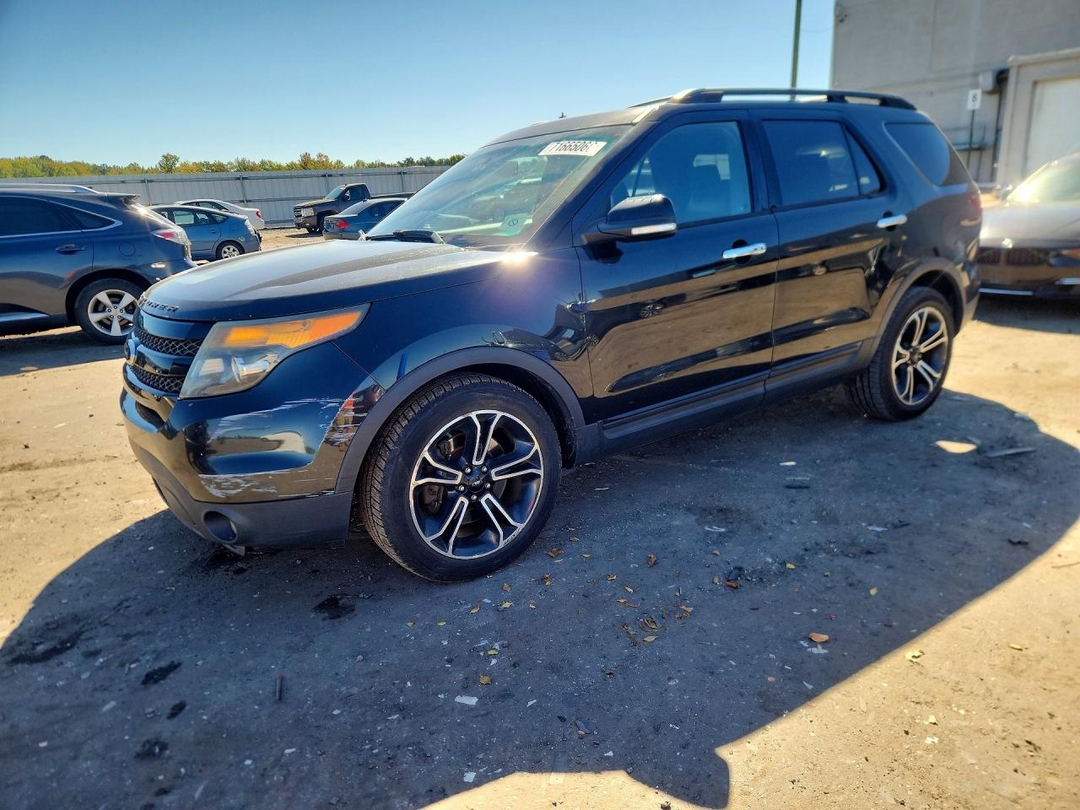 Vue de 2014 FORD EXPLORER SPORT, angle 1