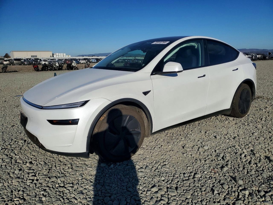 Vue de 2026 TESLA MODEL Y, angle 1