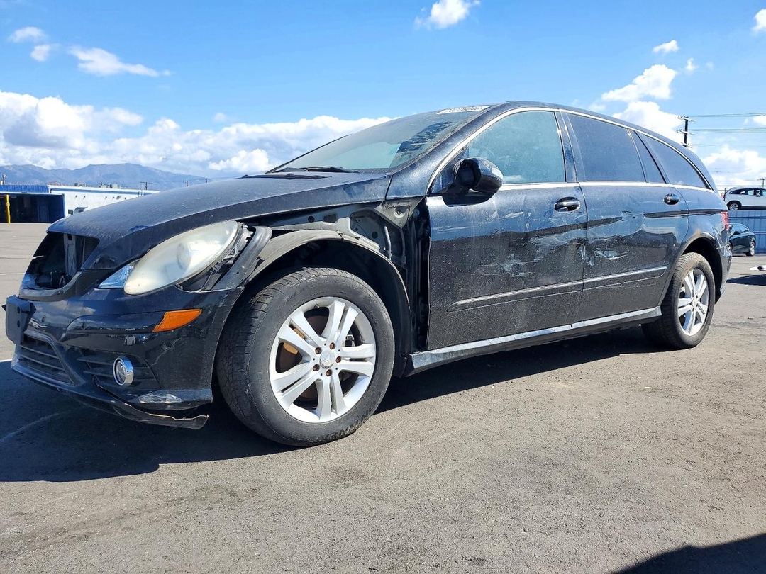 Вид 2009 MERCEDES-BENZ R 350 4MATIC, угол 1